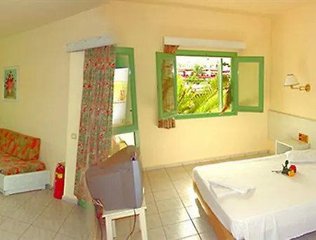 Minos Village Отель Агия-Марина
