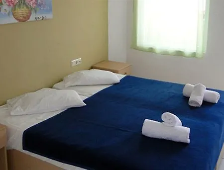 Minos Village 3*